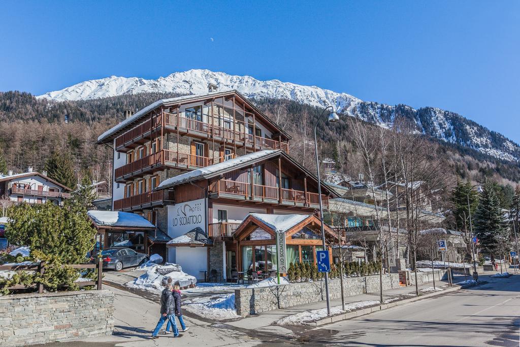 Hotel Lo Scoiattolo กูร์มาเยอร์ ภายนอก รูปภาพ